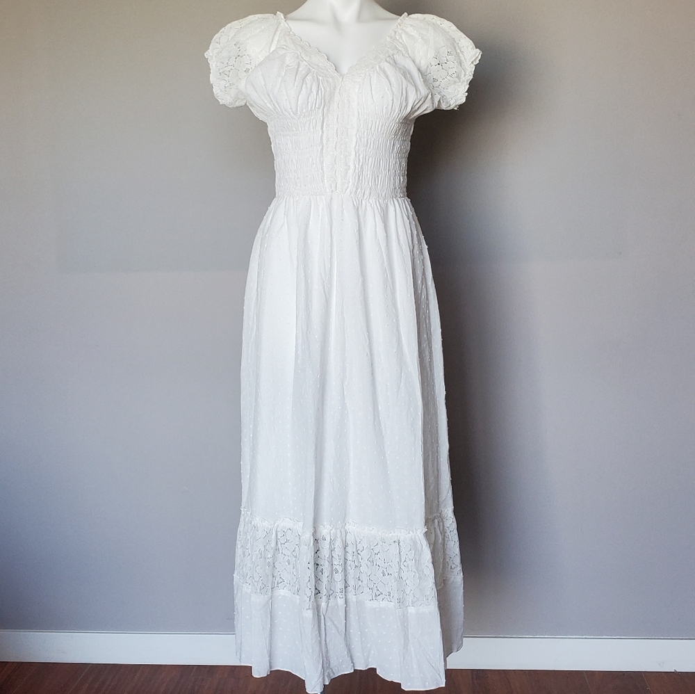 🌺 Anna-kaci white boho cottagecore lace smocked maxi dress
